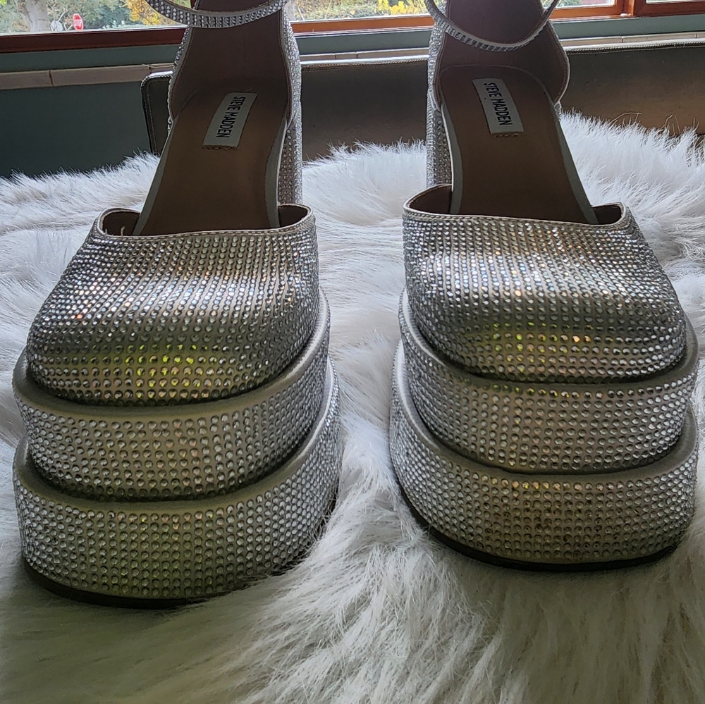 Charlize Rhinestone Platforms - Picture 2 of 4